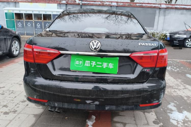 Used Volkswagen Lavida 2013 Revised Version 1.4 TSI DSG Luxury Edition Rear