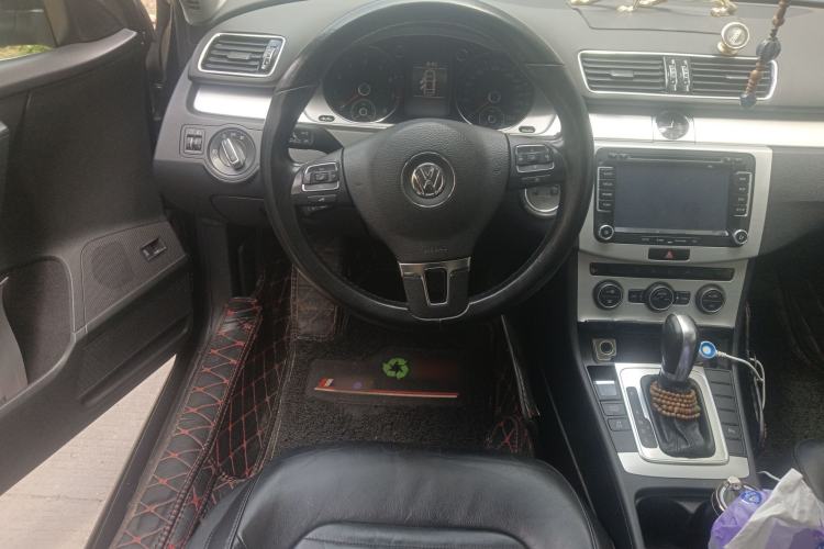 Used Volkswagen Magotan 2015 1.8TSI Advanced Model Steering Wheel