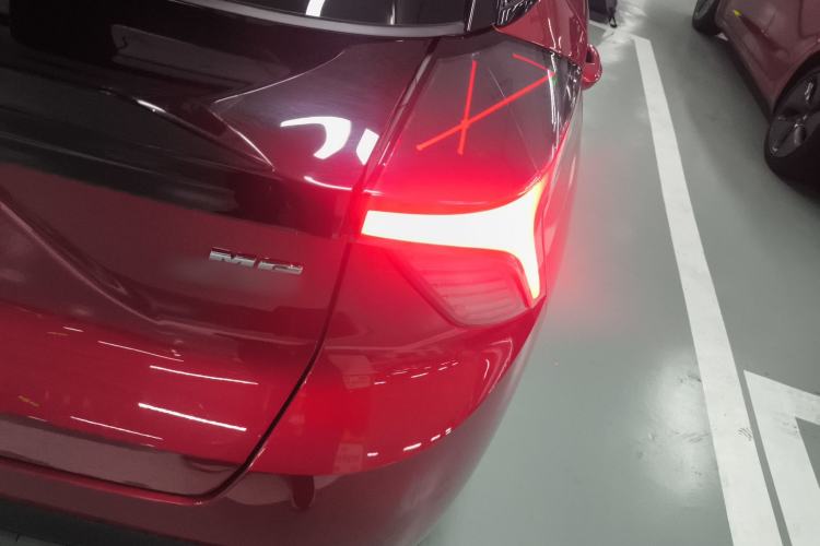 Used MG 4 EV 2022 520 km Luxury Edition Exterior 3