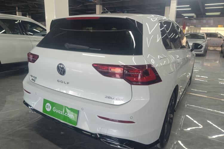 Used Volkswagen Golf 2023 Facelift 280TSI DSG R-Line Lite Rear Right 45 Deg