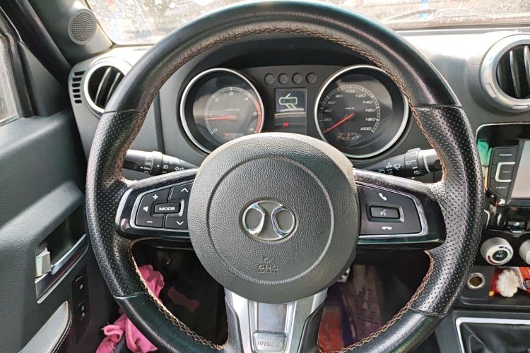 Used BAIC Off-Road BJ40 2018 40L 2.0T Manual Diesel Four-Wheel Drive Prestige Edition