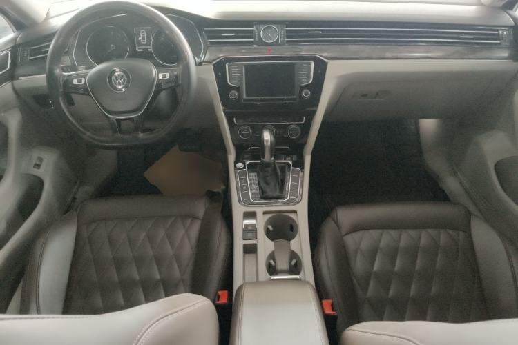 Used Volkswagen Magotan 2017 380TSI DSG Luxury Model