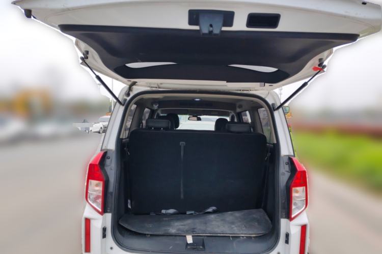 Used Wuling Hongguang PLUS 2019 1.5T Manual Luxury 7-Seater
