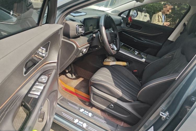 Used Chery Tiggo 9 2023 2.0T Dual-Clutch Two-Wheel Drive Prestige Version 5 Seats