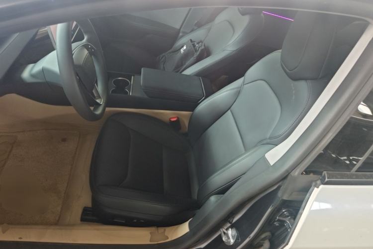 Used Tesla Model 3 2025 Rear-Wheel-Drive Version