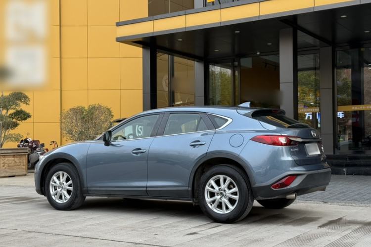 Used Mazda CX-4 2018 2.0L Manual Two-Wheel Drive Blue Sky Dynamic Edition China V Standard

