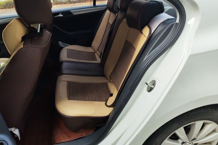 Used Volkswagen Sagitar 2014 Revised Version 1.6L Manual Leading Edition Left Rear Seat