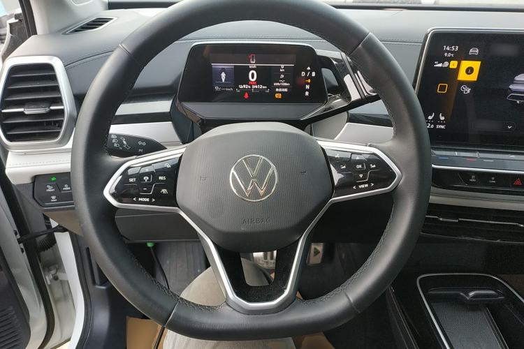 Used Volkswagen ID.6 CROZZ 2022 Long-Range PRO Edition
