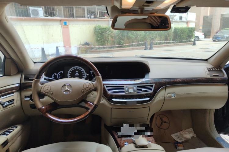 Used Mercedes-Benz S-Class 2011 S 500 L CGI 4MATIC