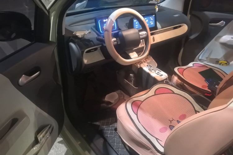 Used CHANGAN NEVO Lumin 2023 301km Honey Dew Edition
