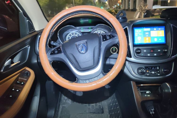 Used Baojun 560 2017 Rhythmic Edition 1.8L iAMT Prestige Model Steering Wheel