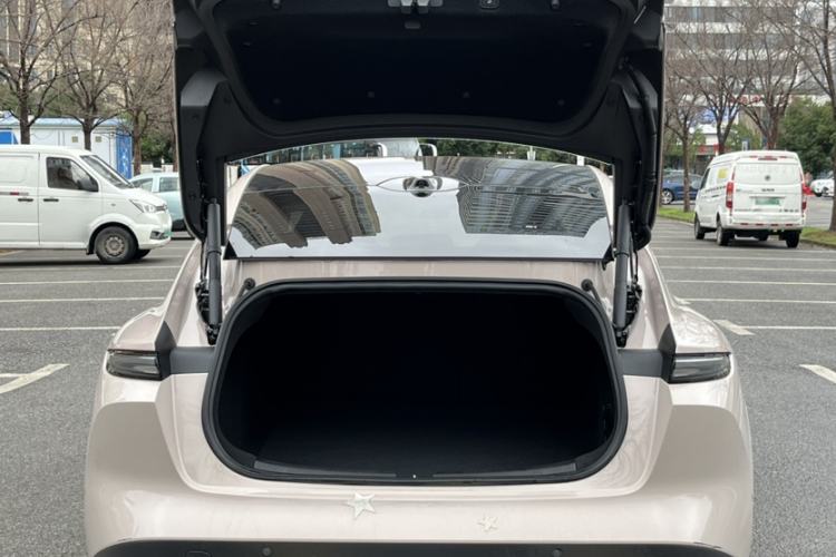 Used Nio ET5 2022 75 kWh