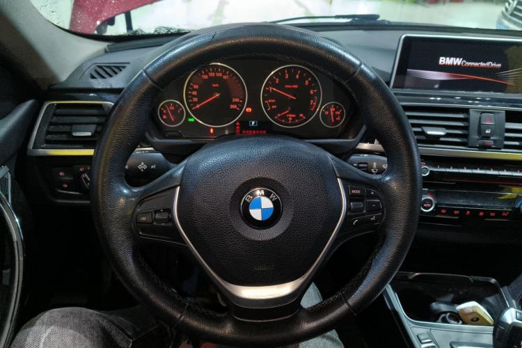 Used BMW 3 Series 2017 320Li Fashion Model
