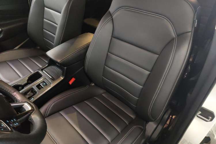 Used Ford Kuga 2019 EcoBoost 180 Two-Wheel-Drive Platinum Edition China VI Standard