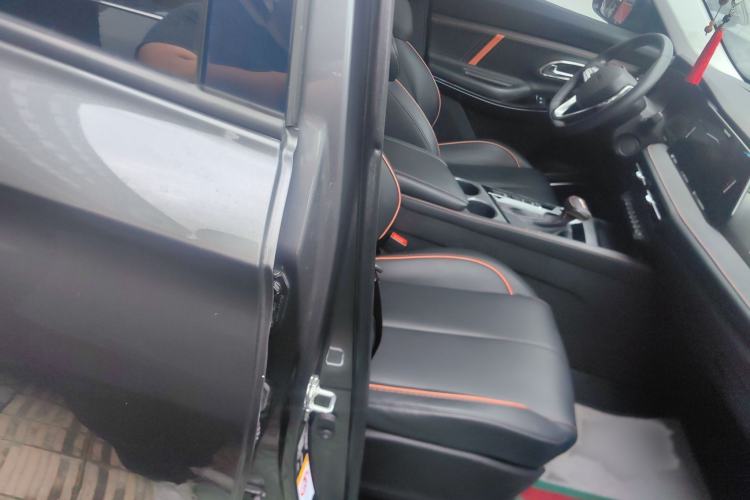 Used CHANGAN OSHAN X7 PLUS 2022 1.5T Blue Whale Edition Automatic Prestige Version Left Front Seat