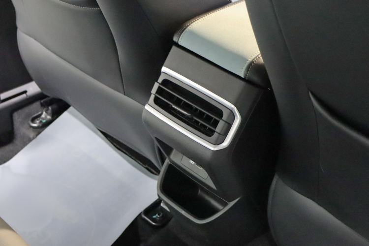 Used Geely Auto Emgrand L 2022 1.4T CVT Ultimate Model
