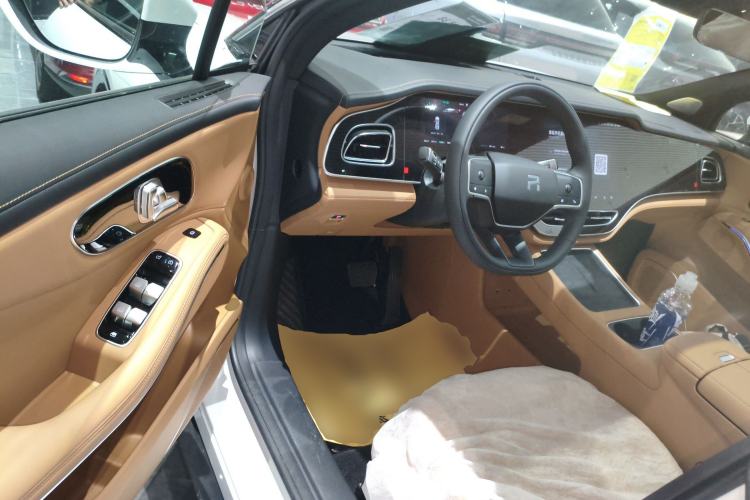 Used Rising R7 2025 Model Urban Edition
