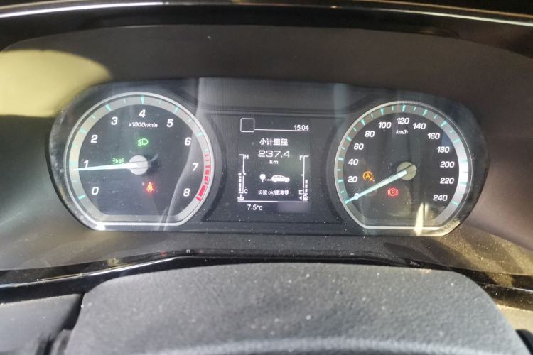 Used Oshan X7 PLUS 2022 1.5T Manual Luxury Version
