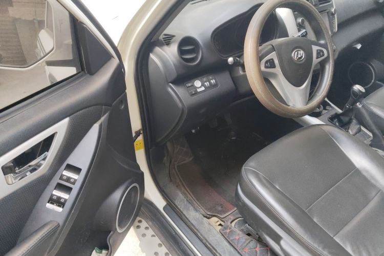 Used Lifan Auto X60 2013 1.8L Manual Champion Edition
