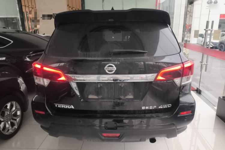 Used Nissan Terra 2018 2.5L Automatic 4x4 Luxury Edition