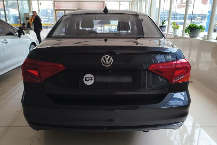 Used Volkswagen Jetta 2017 1.4L Manual Fashion Edition

