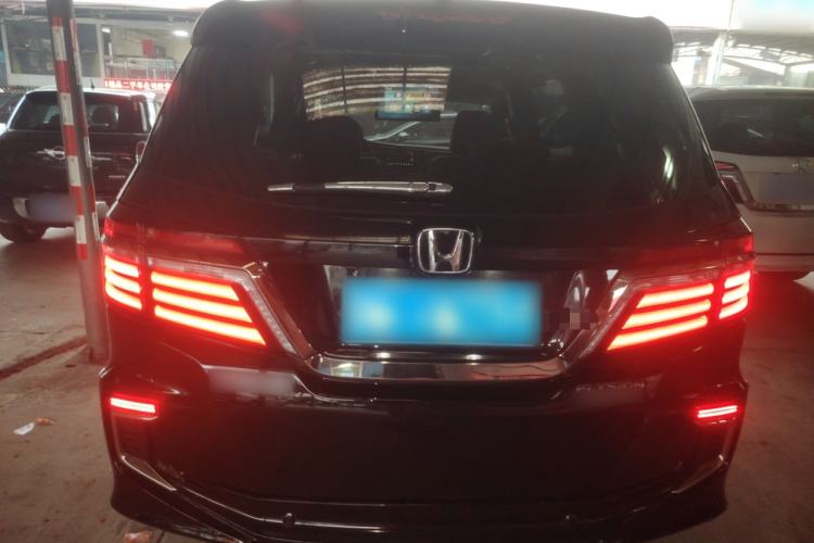 Used Honda Elysion 2019 2.0L Hybrid Luxury Edition