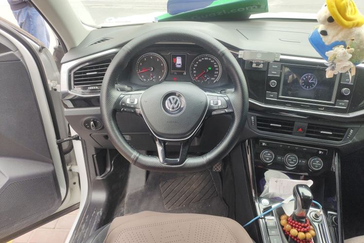 Used Volkswagen Tayron 2019 330TSI Two-Wheel-Drive Luxury Version China V Emission Standard
