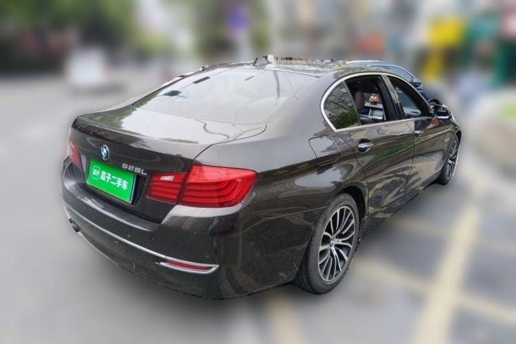 Used BMW 5 Series 2014 525Li Luxury Design Package
