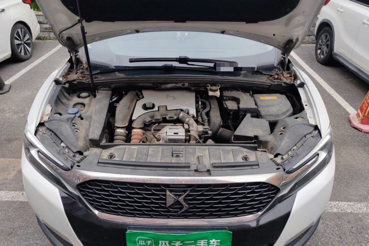 Used DS 6 2016 1.6T Luxury Edition THP160
