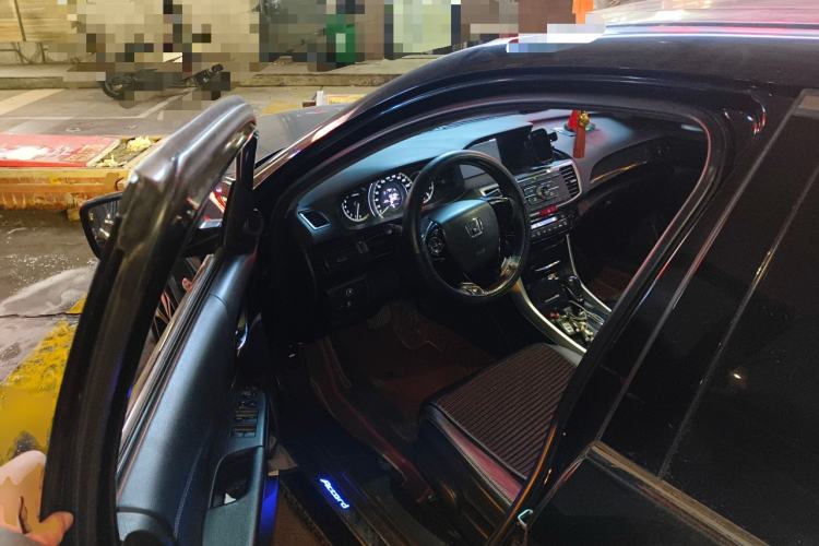 Used Honda Accord 2016 2.0L Elite Edition
