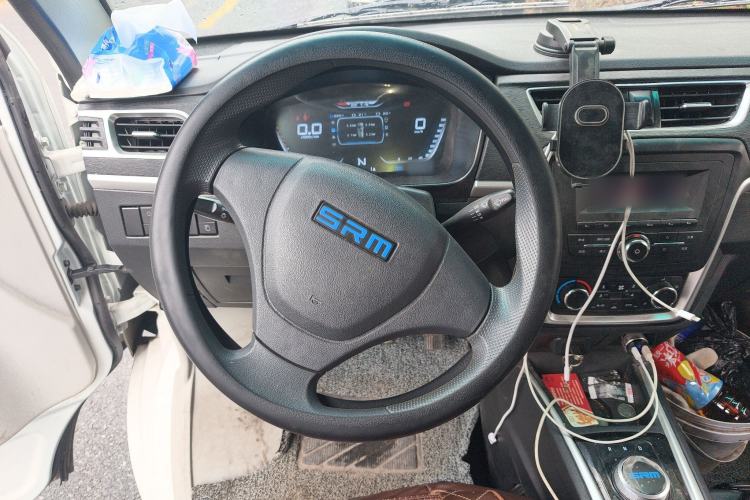 Used SRM Haoyun 2025 Launch Edition Farady 42.3 kWh 305 km 6 seats Steering Wheel