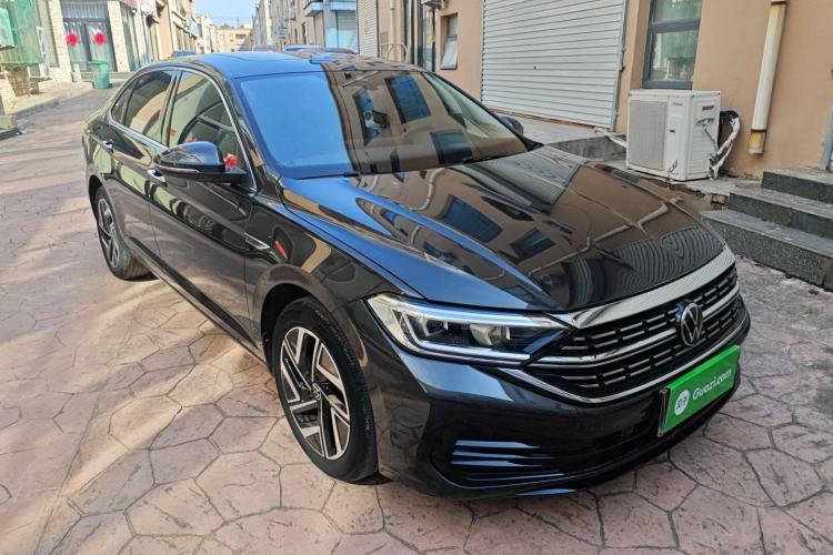 Used Volkswagen Sagitar 2023 300TSI DSG Excellence Edition Front Right 45 Deg