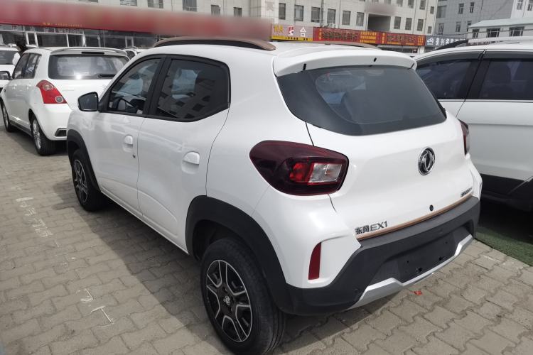 Used Dongfeng NAMMI BOX 2022 Light Wind Edition 201KM Lightning Model Exterior 2