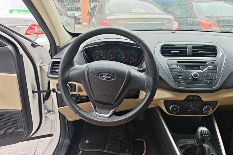 Used Ford Escort 2017 Revised Version 1.5L Manual Comfort Edition
