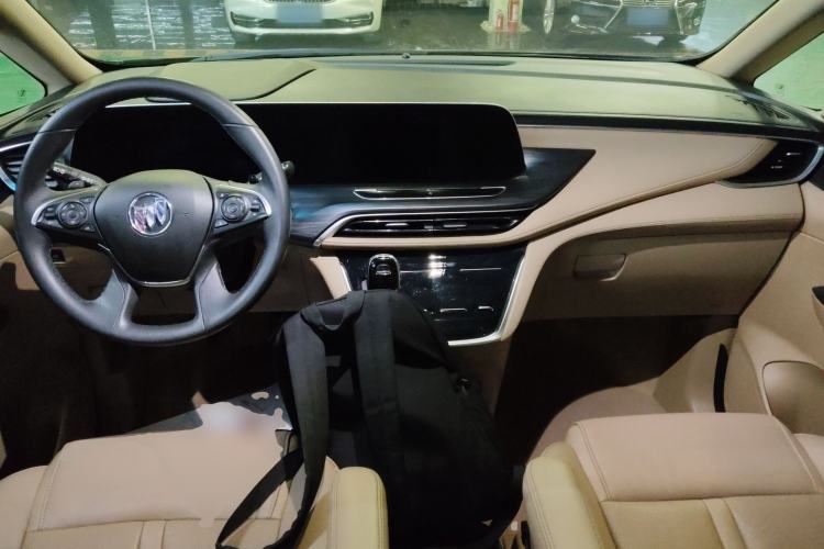 Used Buick GL8 2021 ES Landtrek 653T Luxury Model