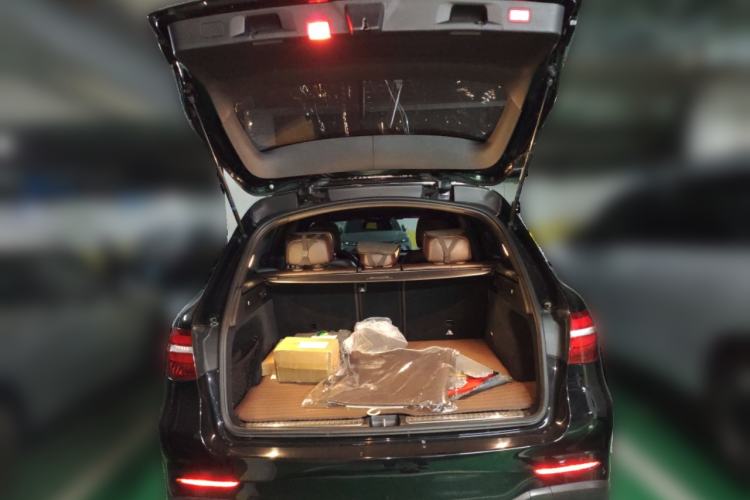 Used Mercedes-Benz GLC 2017 GLC 260 4MATIC Luxury Model Trunk