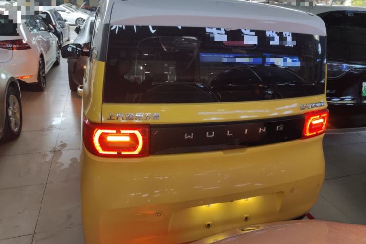 Used Wuling Hongguang MINIEV 2021 Macaron Fashion Model Lithium Iron Phosphate Rear