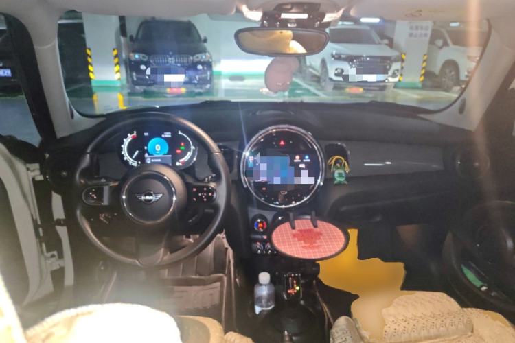 Used MINI MINI 2022 1.5T COOPER Artist Five-Door Edition