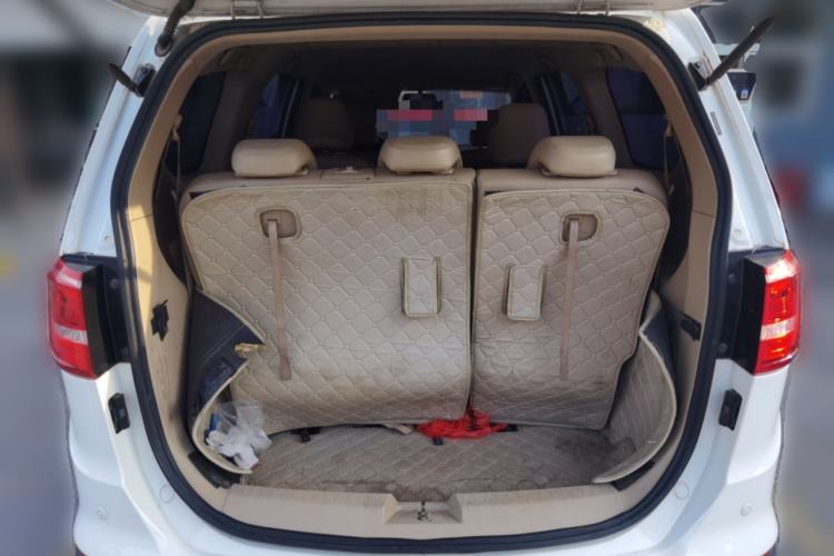Used Baojun 730 2016 1.5T Manual Comfort Version 7 Seats