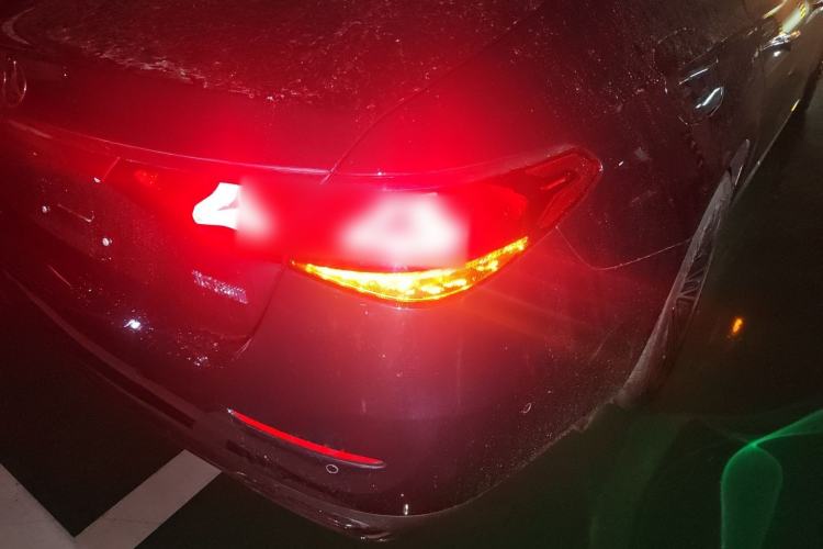 Used Mercedes-Benz E-Class 2026 E 300 L Luxury Right Rear Taillight