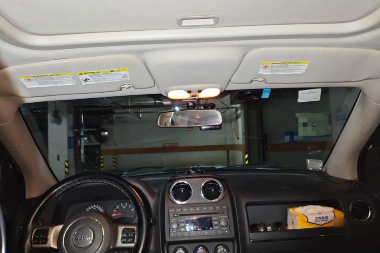 Used Jeep Compass 2012 2.0L two-wheel drive sport version