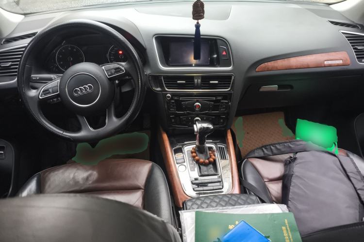 Used Audi Q5 2017 Plus 40 TFSI Ambition Model