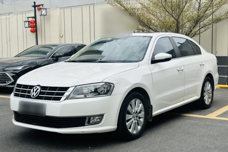 Used Volkswagen Lavida 2013 Restyled Classic 1.6L Automatic Comfort Edition