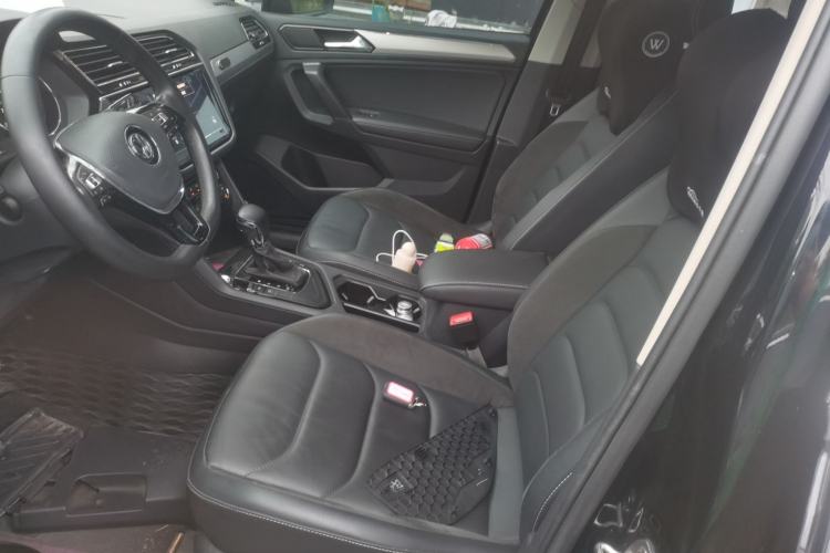 Used Volkswagen Tiguan L 2020 330TSI Automatic Two-Wheel Drive Smart Luxury Edition China VI Standard Left Front Seat