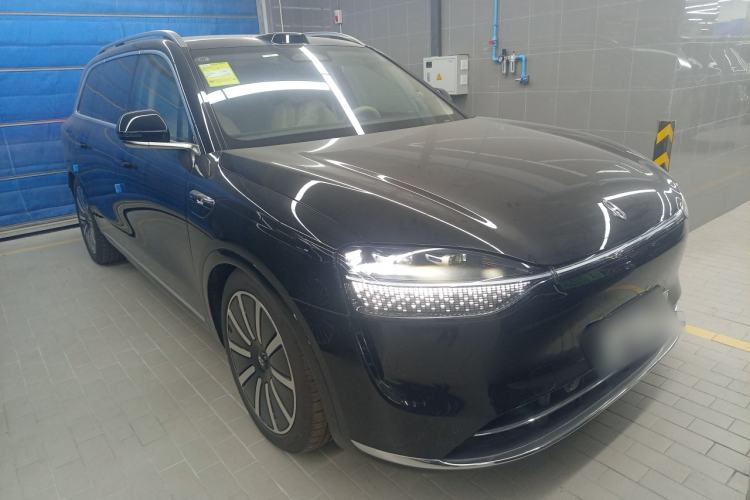 Used Hima AITO M9 2024 Range-Extended Ultra Version 42 kWh 6-Seater Model Front Right 45 Deg