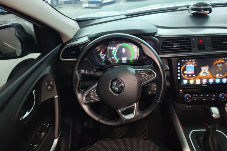 Used Renault Kadjar 2017 2.0L Two-Wheel Drive Comfort Edition Steering Wheel