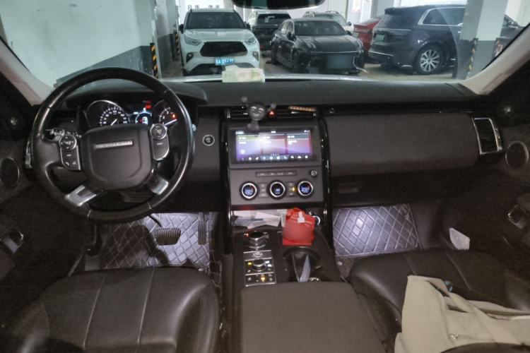 Used Land Rover Discovery 2018 3.0 SC V6 SE
