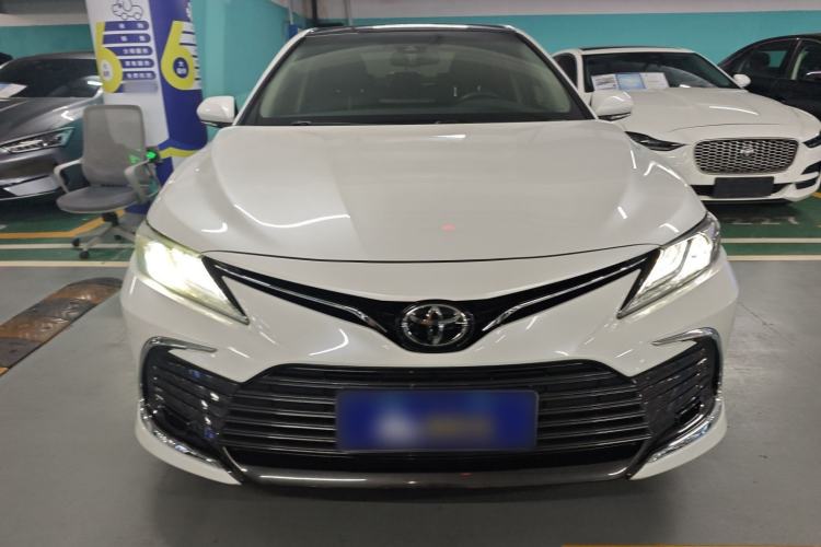 Used Toyota Camry 2021 2.5G Luxury Edition Front