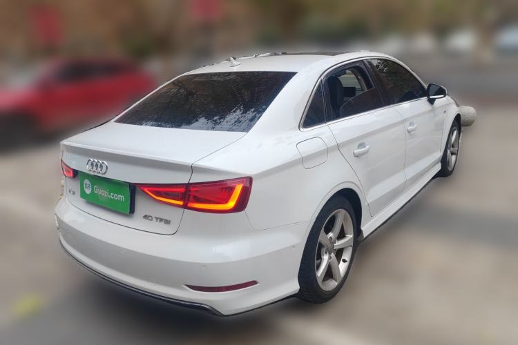 Used Audi A3 2014 Limousine 40 TFSI S line Luxury Model
