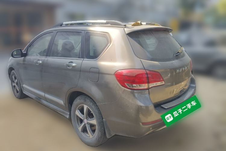 Used Haval H6 2013 Upgraded Model 2.4L Automatic Two-Wheel Drive Elite Version
